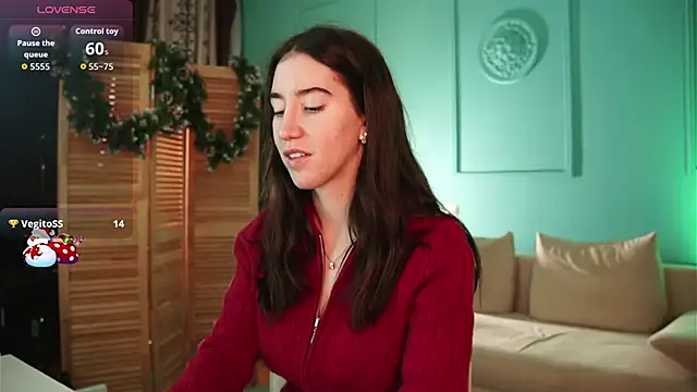 Snapshot of Belle_Via chatting on 17, 12, 2025 Belle Via online show from 17, 12, 2025