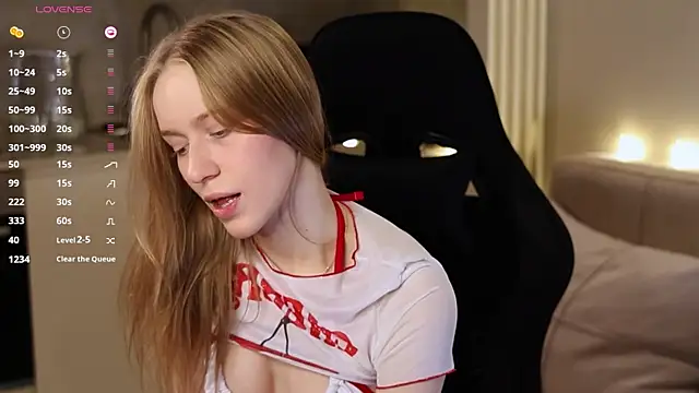 PollyAgata online show from 18, 10, 2025