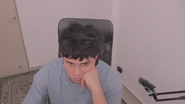 Tony Hoffa online show from 28, 10, 2025