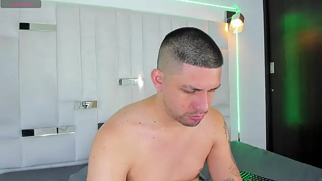 Jacoob19  online show from 18, 10, 2025