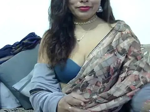 Snapshot of mishi_kaur chatting on 15, 1, 2025 mishi kaur online show from 15, 1, 2025