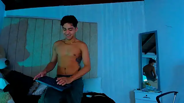 Snapshot of Muichiro_tokito1 chatting on 2, 2, 2025 Muichiro tokito1 online show from 2, 2, 2025