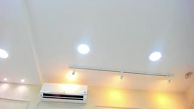 nahomygrey  online show from 15, 3, 2025