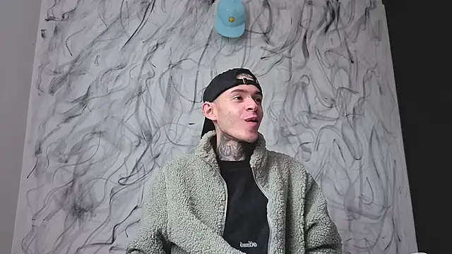 Snapshot of Saturno_v chatting on 10, 10, 2025 Saturno v online show from 10, 10, 2025