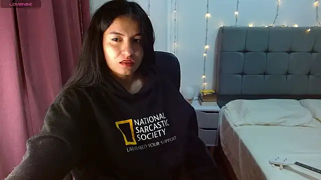 ChloeSanchezx online show from 27, 1, 2025