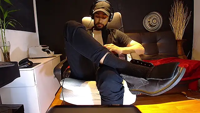 alessandro wye online show from 3, 10, 2025