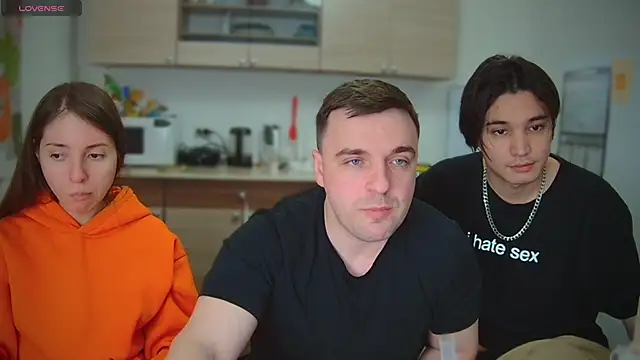 fcjuicy pussy online show from 20, 2, 2025