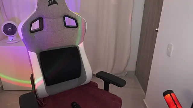 Snapshot of anyacutex chatting on 30, 9, 2025 anyacutex online show from 30, 9, 2025