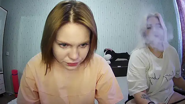 Snapshot of ChrisGirls chatting on 24, 2, 2025 ChrisGirls online show from 24, 2, 2025