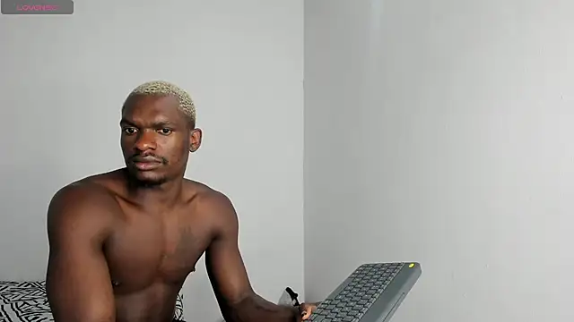 Snapshot of edwin_mosquera1 chatting on 20, 11, 2025 edwin mosquera1 online show from 20, 11, 2025