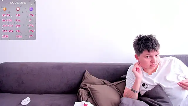 jessica tenderly online show from 16, 4, 2026