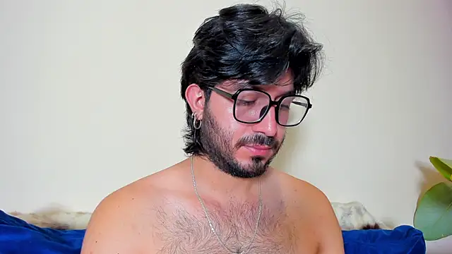 Snapshot of Ackerman_Eren_ chatting on 5, 2, 2025 Ackerman Eren online show from 5, 2, 2025