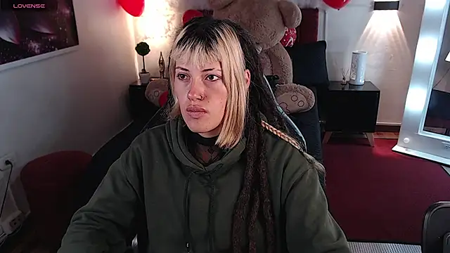  sharlotte777 online show from 17, 2, 2025