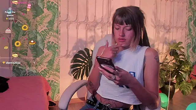 Snapshot of _sharlotte777 chatting on 8, 1, 2026 sharlotte777 online show from 8, 1, 2026