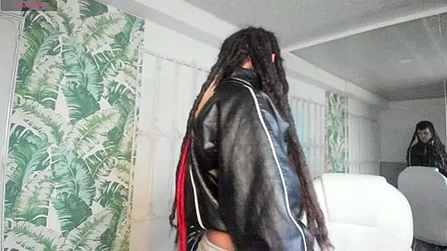 Snapshot of _sharlotte777 chatting on 16, 2, 2026 sharlotte777 online show from 16, 2, 2026