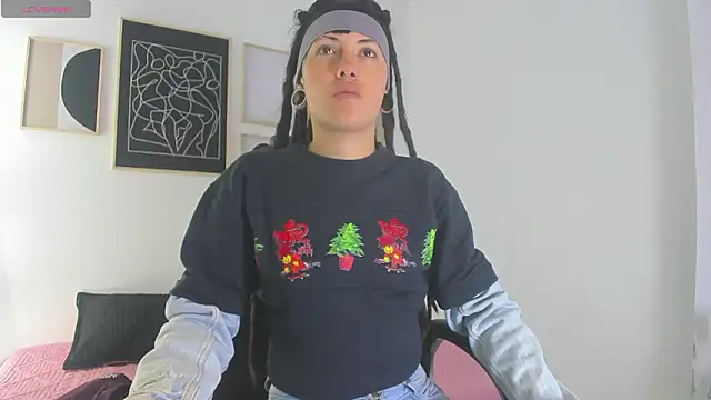 Snapshot of _sharlotte777 chatting on 24, 2, 2026 sharlotte777 online show from 24, 2, 2026