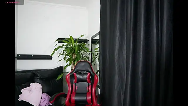 Snapshot of _sharlotte777 chatting on 25, 2, 2026 sharlotte777 online show from 25, 2, 2026