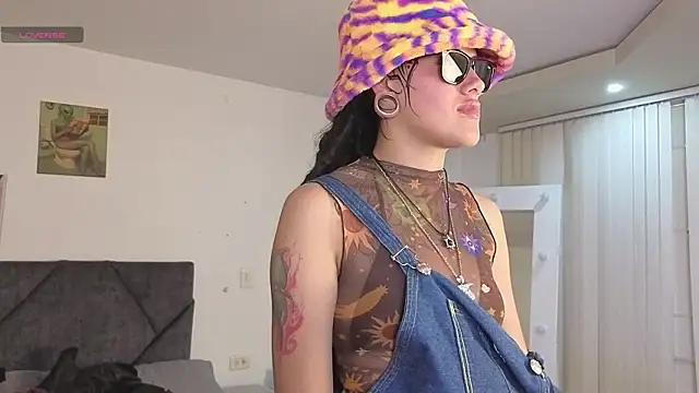 Snapshot of _sharlotte777 chatting on 28, 2, 2026 sharlotte777 online show from 28, 2, 2026