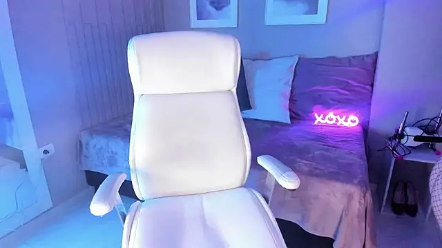 jess ox online show from 27, 1, 2025