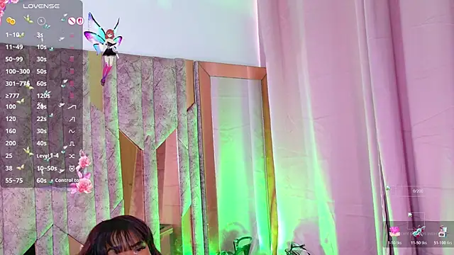 SarahBrunet online show from 5, 11, 2025