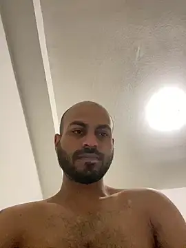 islandvybee55 online show from 16, 12, 2024