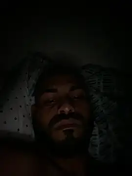 islandvybee55 online show from 21, 2, 2025