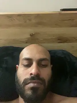 islandvybee55 online show from 21, 4, 2026