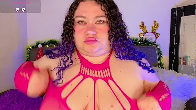 Snapshot of lunitaa0 chatting on 18, 12, 2025 lunitaa0 online show from 18, 12, 2025