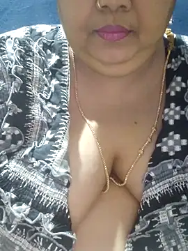 tamilthanushri online show from 4, 4, 2026