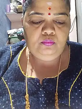 Snapshot of tamilthanushri chatting on 15, 5, 2026 tamilthanushri online show from 15, 5, 2026