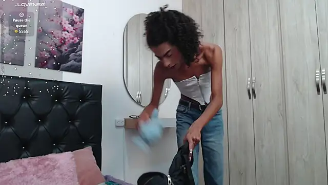 abigail f00x online show from 25, 4, 2026