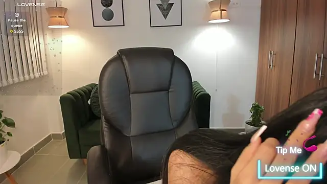 sarita evanss online show from 22, 4, 2026