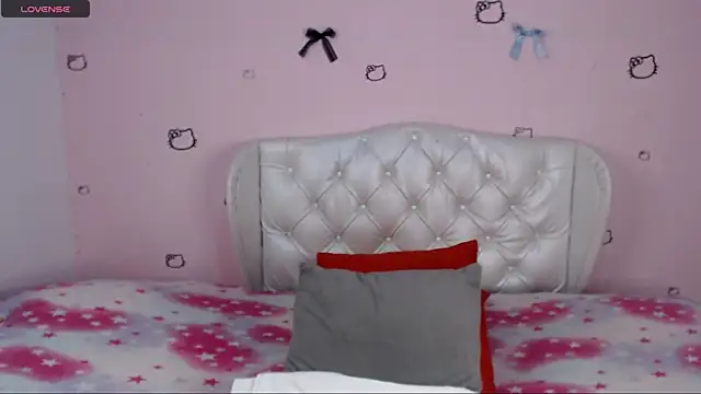 Snapshot of BrinaON chatting on 18, 2, 2025 BrinaON online show from 18, 2, 2025