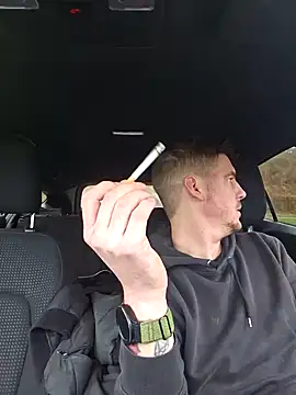 Snapshot of Titanhoott chatting on 22, 1, 2025 Titanhoott online show from 22, 1, 2025