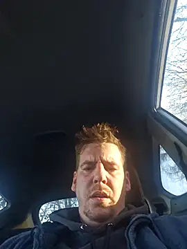 Titanhoott online show from 22, 11, 2025