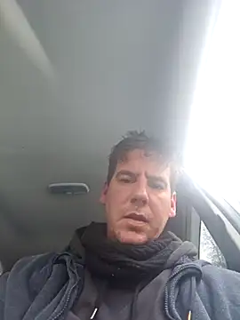 Titanhoott online show from 8, 1, 2026