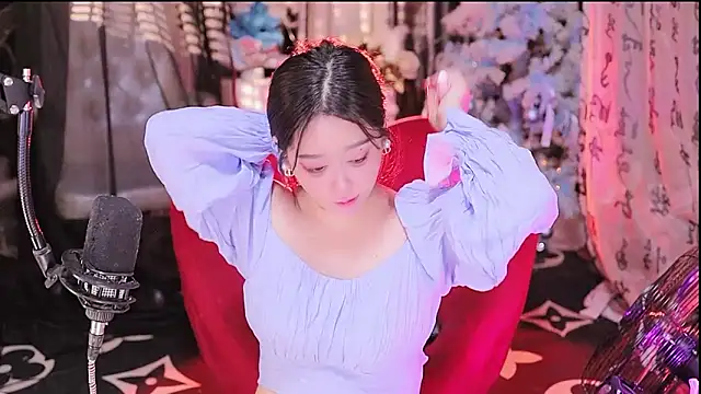 Missy Nana21 online show from 5, 10, 2025