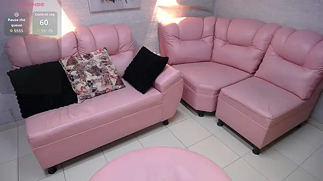 Alaya cute online show from 4, 10, 2025