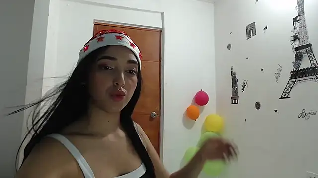 SHARLOTTE MORGAN online show from 1, 1, 2025