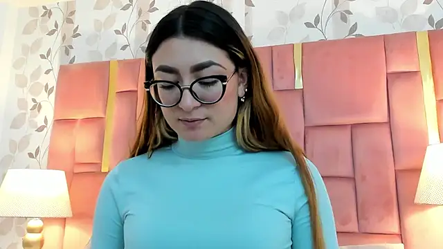 Snapshot of AmbarSantany chatting on 3, 11, 2025 AmbarSantany online show from 3, 11, 2025