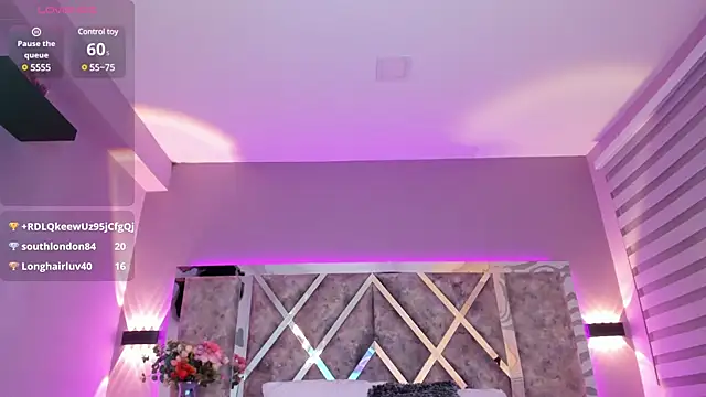 Snapshot of MaxiRogers chatting on 17, 3, 2025 MaxiRogers online show from 17, 3, 2025