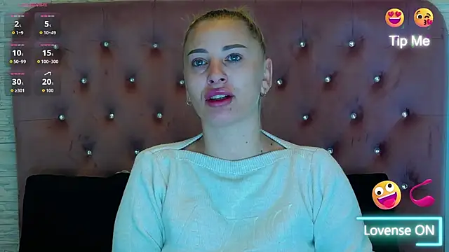 KikiSweet08 online show from 2, 12, 2025