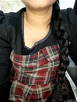 Snapshot of Lovely_mam444 chatting on 16, 12, 2024 Lovely mam444 online show from 16, 12, 2024