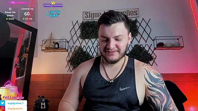 Snapshot of Angelgraham_1 chatting on 7, 11, 2025 Angelgraham 1 online show from 7, 11, 2025