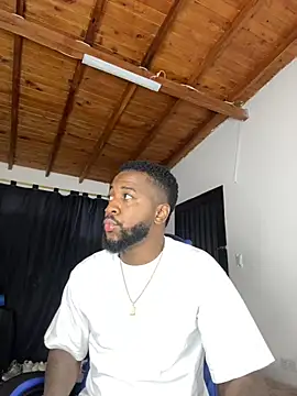 Snapshot of Drake_Nassir4 chatting on 21, 5, 2026 Drake Nassir4 online show from 21, 5, 2026