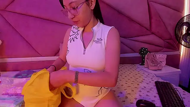 Snapshot of Katty_Queen chatting on 24, 7, 2026 Katty Queen online show from 24, 7, 2026