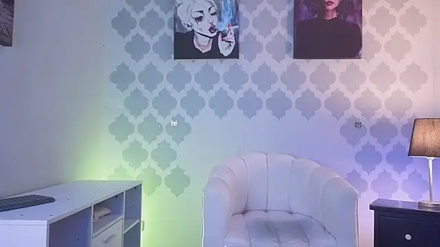 Snapshot of GabyPetit chatting on 5, 7, 2026 GabyPetit online show from 5, 7, 2026
