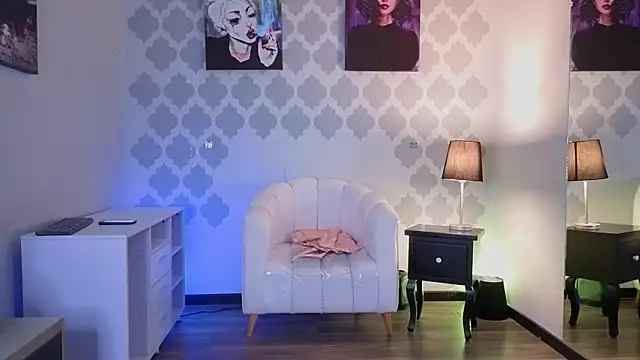 Snapshot of GabyPetit chatting on 17, 7, 2026 GabyPetit online show from 17, 7, 2026