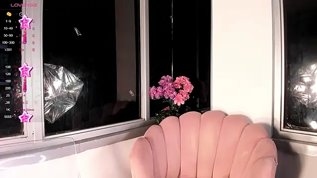 Megan Lim online show from 12, 1, 2025