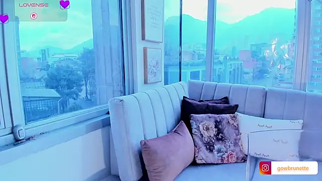 Megan Lim online show from 9, 2, 2025